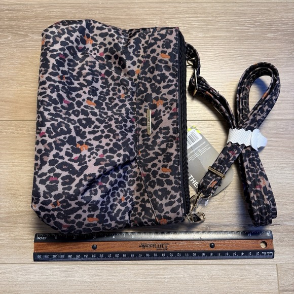 Travelon Women's Crossbody Bag Anti-Theft RFID Purse NWT Leopard Print - Picture 10 of 11